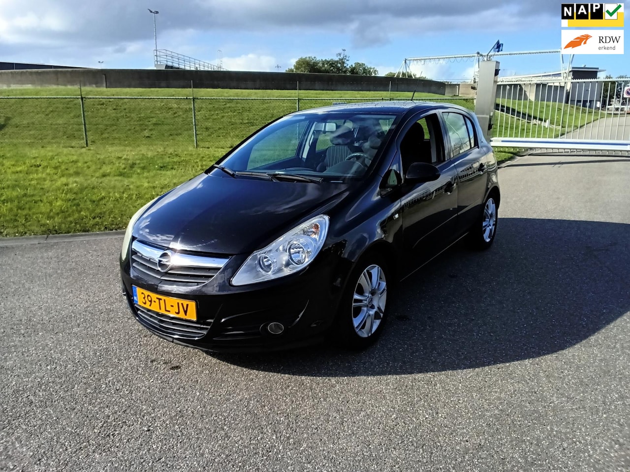 Opel Corsa - 1.4-16V Enjoy 146000km NAP