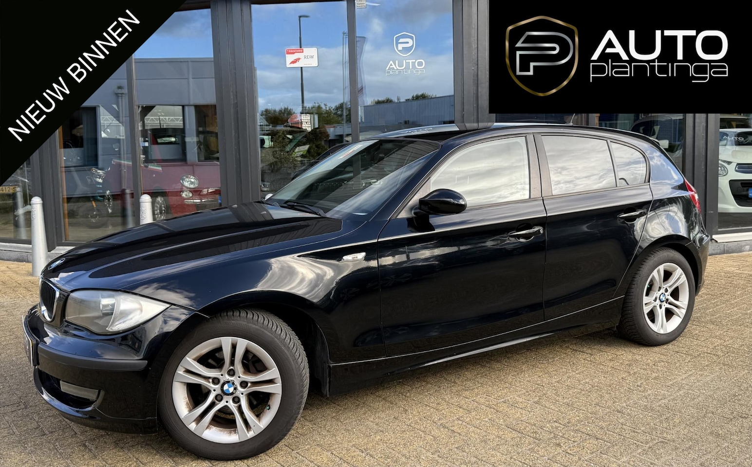 BMW 1-serie - 116i Introduction 122PK | Nette Staat | Nieuwe APK | 5 deurs | Airco | Onderhoudshistorie - AutoWereld.nl