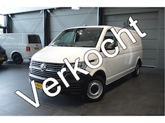 Volkswagen Transporter - 2.0 TDI L2H1 28 airco navi trekhaak 150 pk