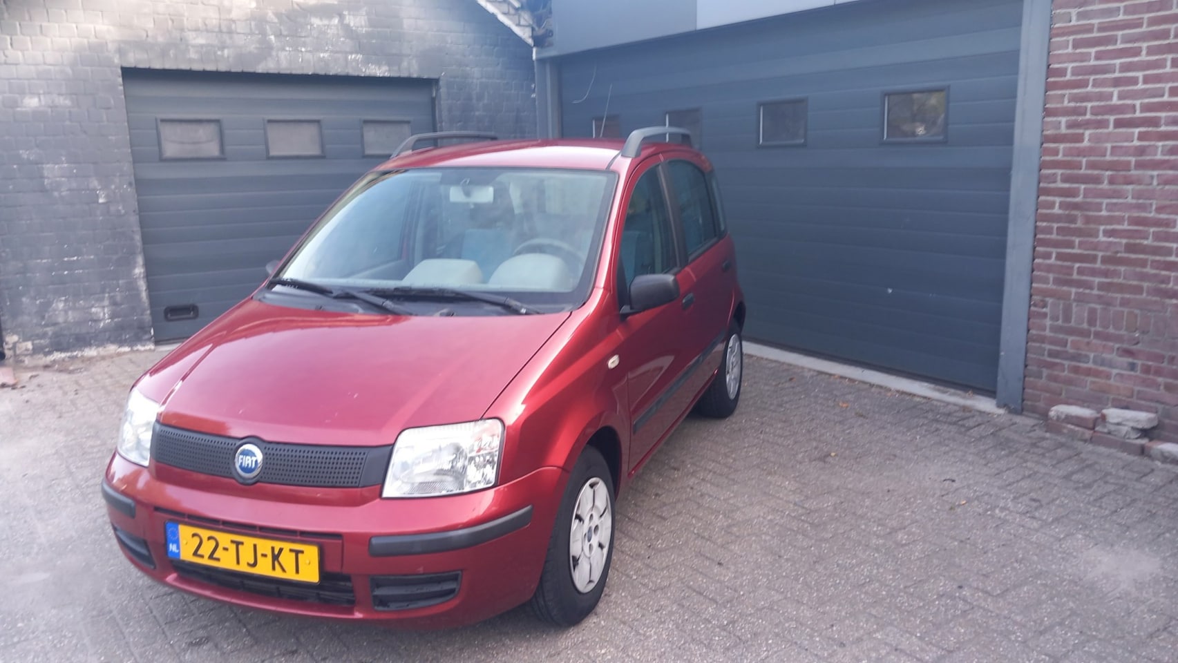 Fiat Panda - 1.1 Young 1.1 Young,Met nieuwe apk,Airco,elektrice ramen,Radio cd speler. - AutoWereld.nl