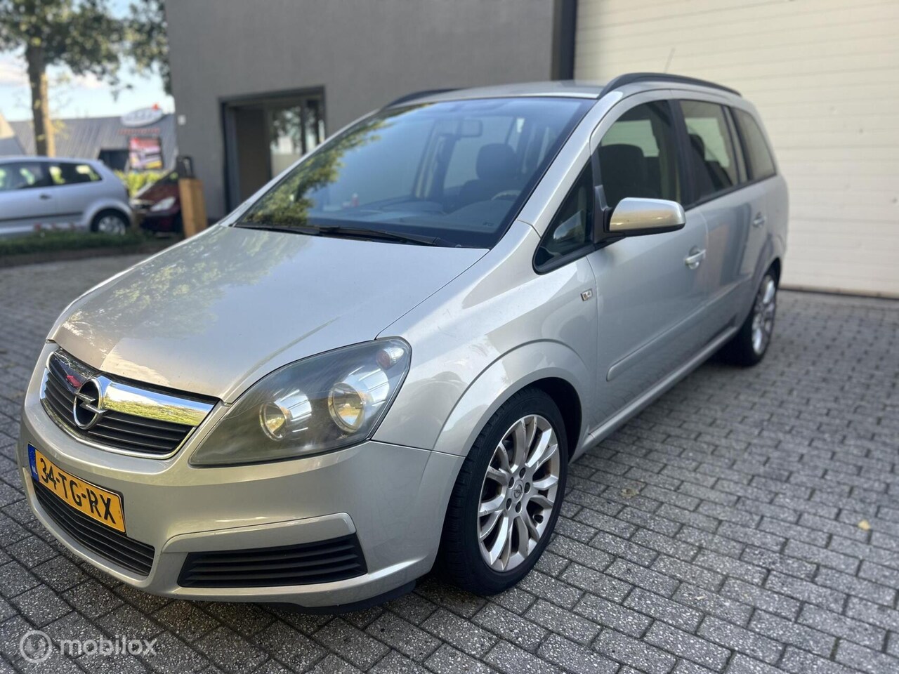 Opel Zafira - 1.6 Enjoy / airco / cruise / nette auto / - AutoWereld.nl