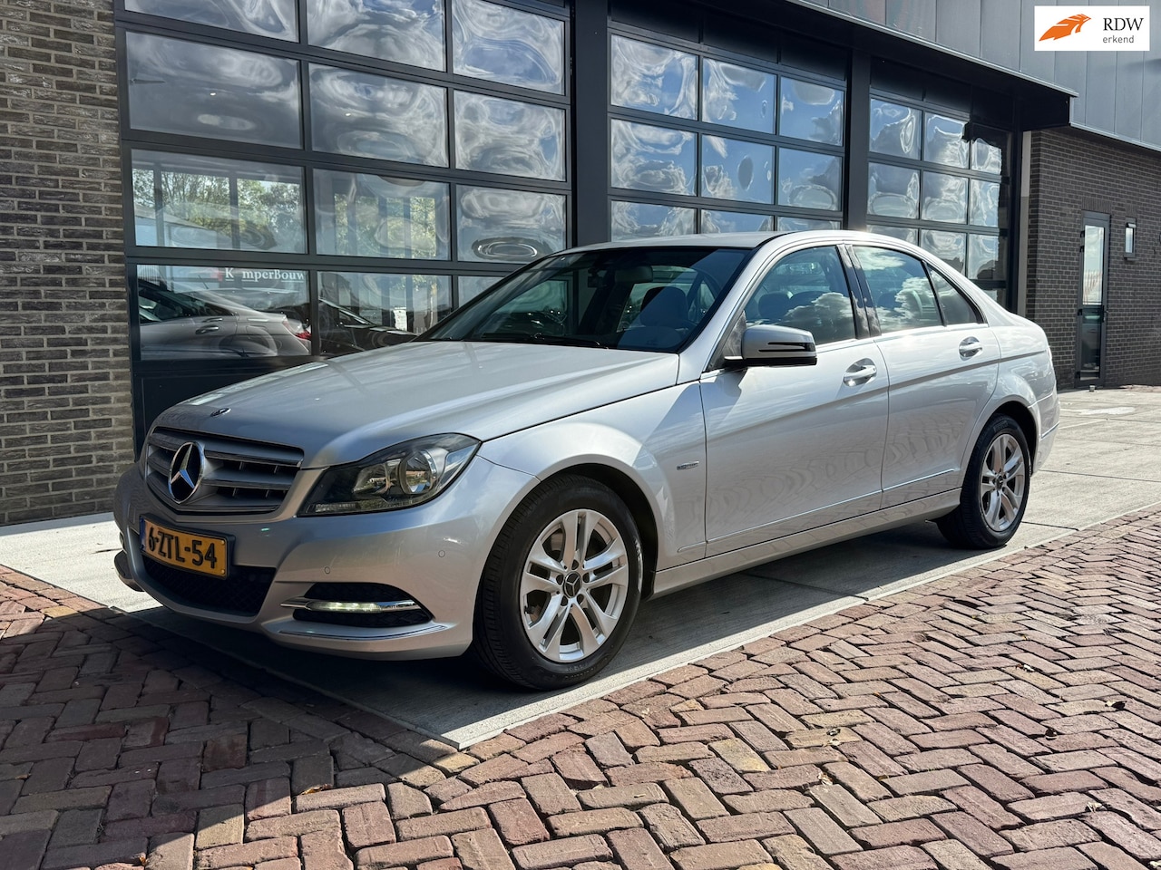 Mercedes-Benz C-klasse - 180 | 1/2 Leer | Autm | Navi | Clima | Cruise | - AutoWereld.nl