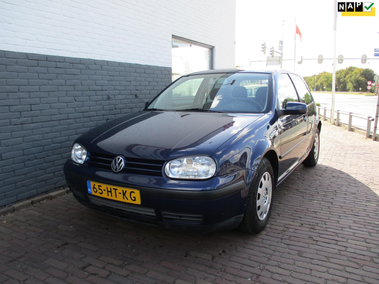 Volkswagen Golf - 1.6 Trendline 1.6 Trendline - AutoWereld.nl