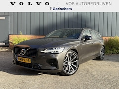 Volvo V60 - T6 Plug-in hybrid AWD Plus Dark | Trekhaak | 360-camera | Voorruitverwarming |