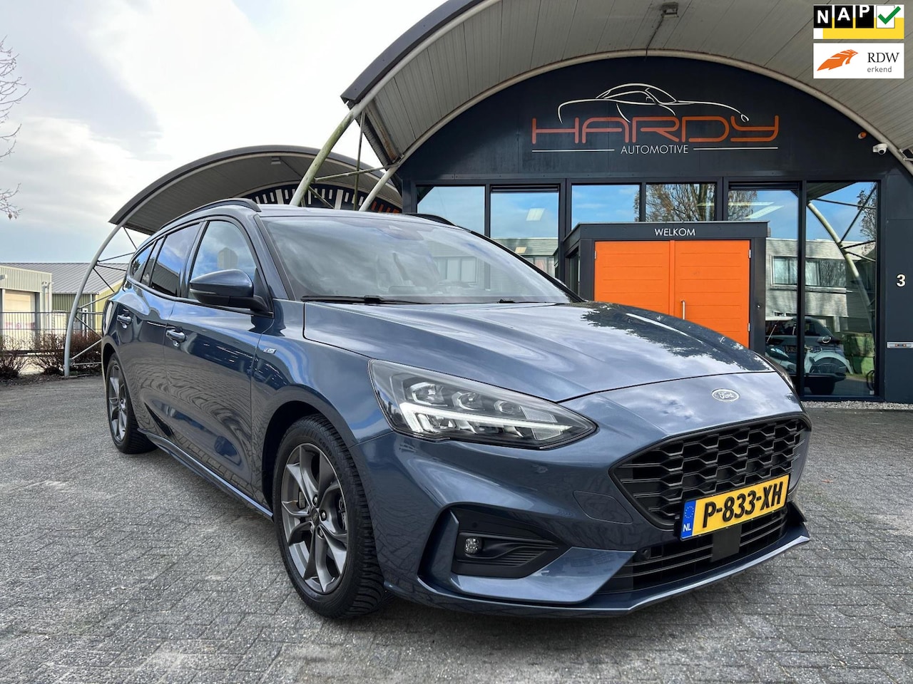 Ford Focus Wagon - 1.0 EcoBoost Hybrid ST Line Business 1.0 EcoBoost Hybrid ST Line Business - AutoWereld.nl