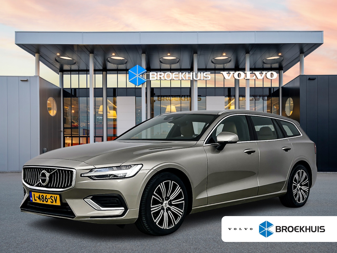 Volvo V60 - B3 Inscription | 18" | Geventileerd Nappa | Elektr. verst. massage stoelen | Harman Kardon - AutoWereld.nl