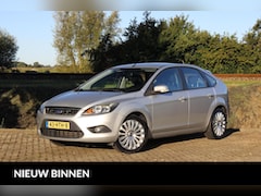 Ford Focus - 1.6 Titanium // Distributieriem vervangen 02-2025 bij 229000 |NAP| Trekhaak | Parkeersenso