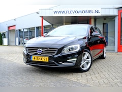 Volvo V60 - 2.4 D6 AWD Plug-In Hybrid Summum Aut. Xenon|Leder|Navi|LMV