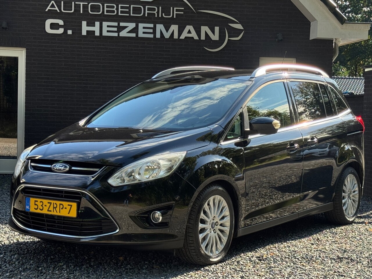 Ford Grand C-Max - 1.0 Titanium NWE Distributieset Camera Navigatie Cruise Climate Trekhaak - AutoWereld.nl