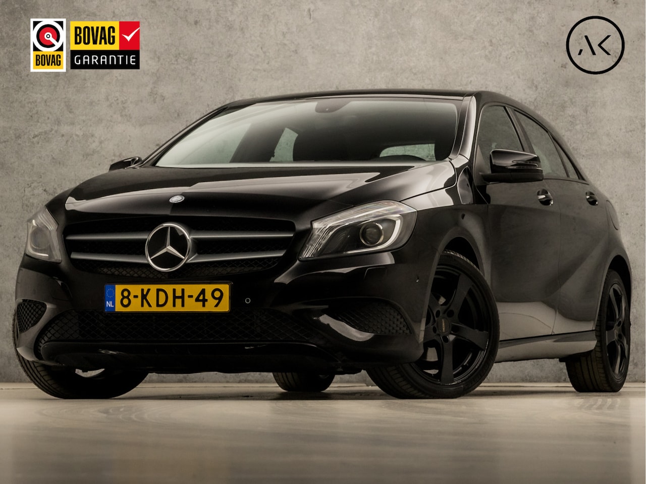 Mercedes-Benz A-klasse - 180 Black Sport Automaat (NAVIGATIE, NAP, CLIMATE, STOELVERWARMING, LEDER, SPORTSTOELEN, X - AutoWereld.nl