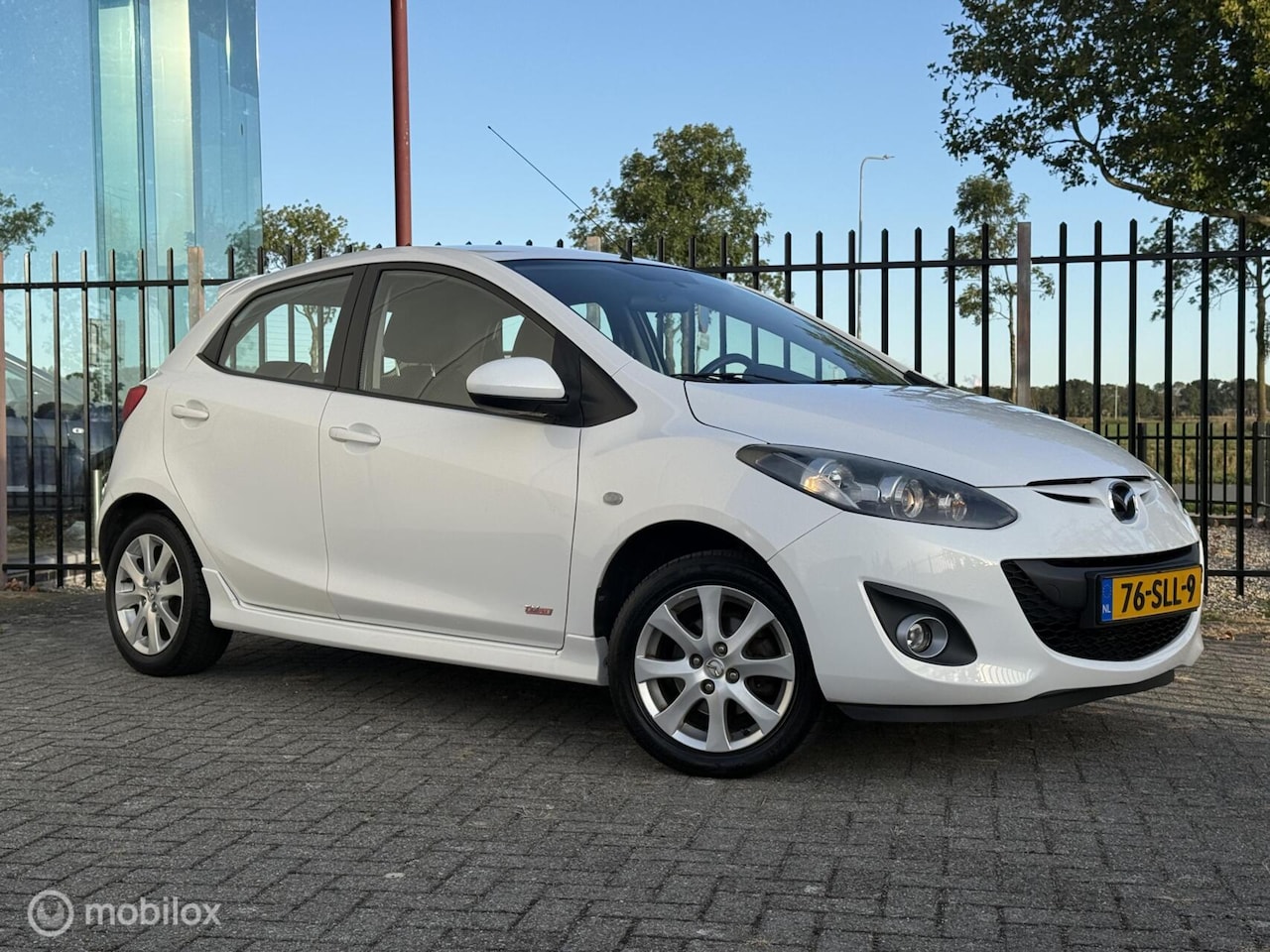 Mazda 2 - 1.3 BIFUEL GT-M Line 1.3 BIFUEL GT-M Line - AutoWereld.nl