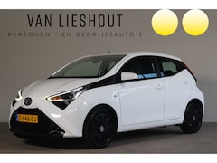 Toyota Aygo - 1.0 VVT-i x-play NL-Auto Camera I Apple Car-Play