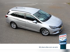 Opel Astra Sports Tourer - 1.2 Edition 131PK , AGR stoel, carplay android, Navi, Camera, climate + cruise control, 1e
