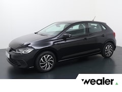 Volkswagen Polo - 1.0 TSI Life | 95 PK | LED verlichting | Adaptive cruise control | Parkeersensoren | Apple