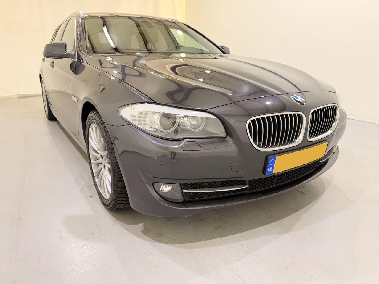 BMW 5-serie Touring - 523i Executive Aut8 - AutoWereld.nl