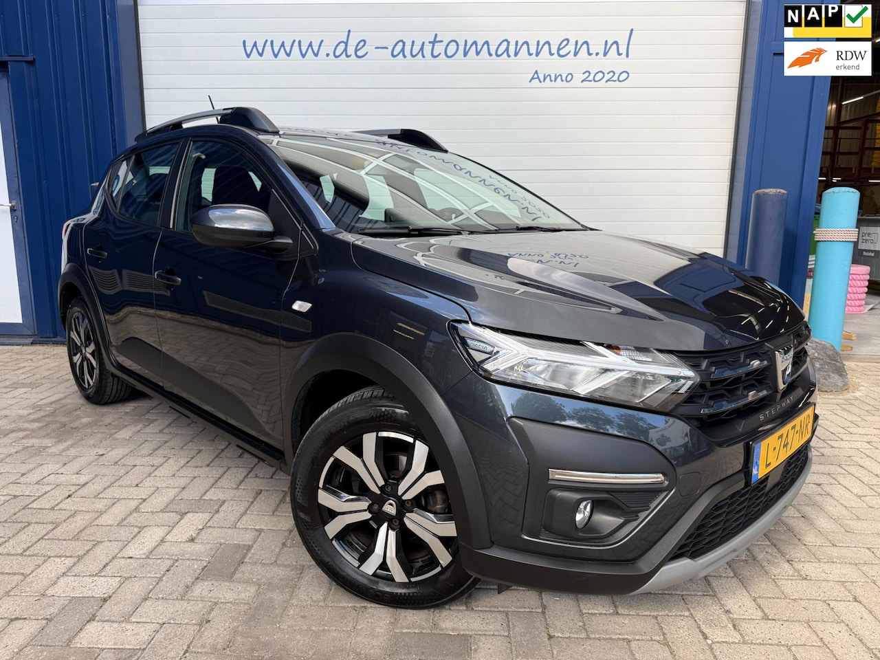 Dacia Sandero Stepway - 1.0 TCe 100 Bi-Fuel LPG-G3 Comfort / ECC / CRUISE / PDC / 1e EIG / NAVI - AutoWereld.nl