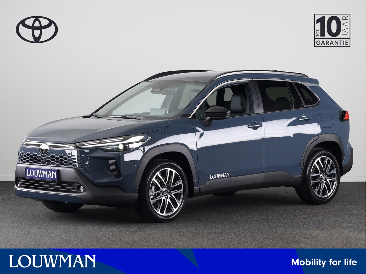 Toyota Corolla - Hybrid 180 Executive *DEMO* | JBL Premium Audio | Zwart lederen bekleding | 360° Camera | - AutoWereld.nl