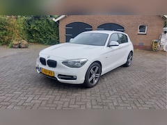 BMW 1-serie - 118i AIRCO BJ 2011 Motor defect
