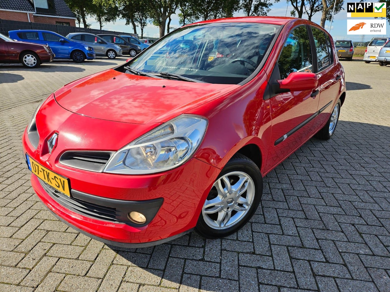 Renault Clio - 1.4-16V Dynamique 5Drs 2006. Airco/Cruise/Lichtmetaal etc.. APK 01-2026 - AutoWereld.nl