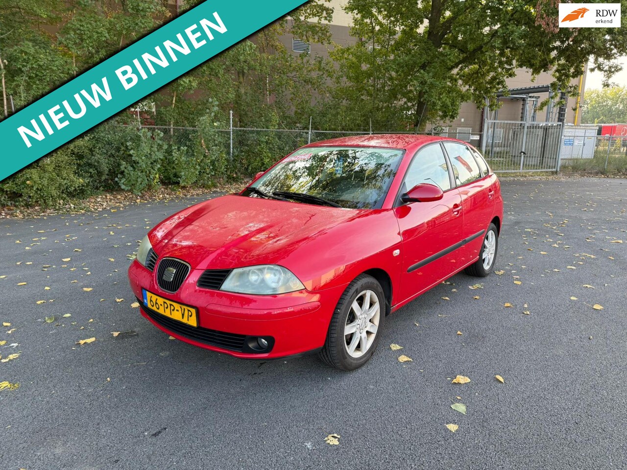 SEAT Ibiza - 1.4-16V Signo ZO INGERUILD DUS ZO WEG PRIJSJE - AutoWereld.nl