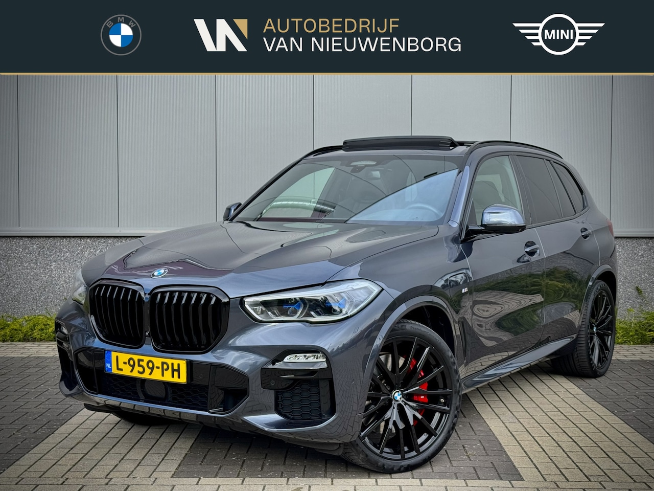BMW X5 - xDrive45e M-Sport Performance Stoelen Massage Ventilatie Panoramadak Skylounge Harman/Kard - AutoWereld.nl