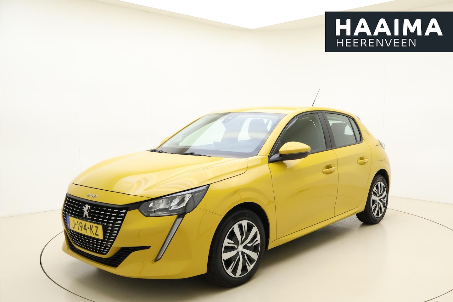 Peugeot 208 - 1.2 PureTech Active 100pk | navigatie | Airco | Dealer onderhouden ! - AutoWereld.nl