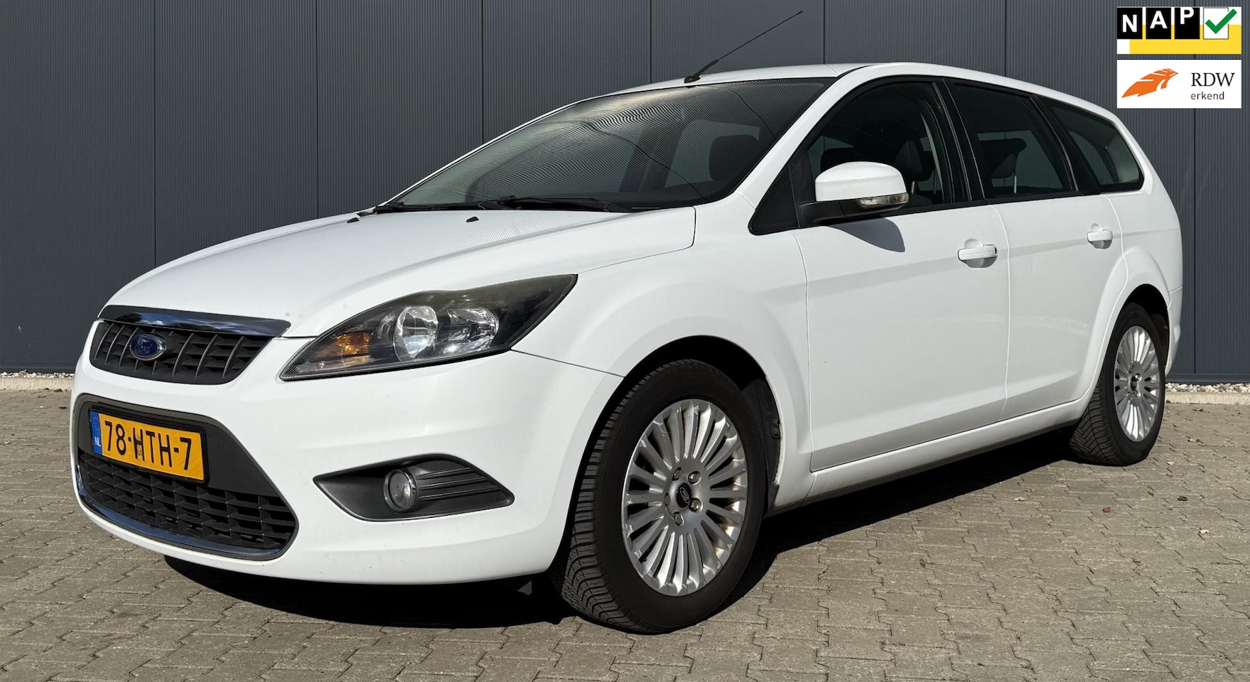 Ford Focus Wagon - 1.6 Titanium Airco Cruise Trekhaak APK - AutoWereld.nl