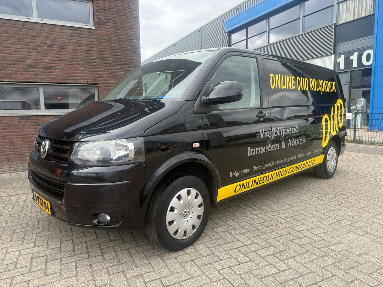 Volkswagen Transporter - 2.0 TDI L2H1 DC Comfortline 2.0 TDI L2H1 DC Comfortline - AutoWereld.nl