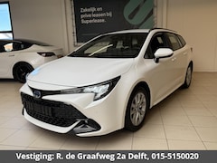 Toyota Corolla Touring Sports - Hybrid 140 Business | Stuur-/Stoelverwarming | Parkeersensoren voor en achter | Apple Carp