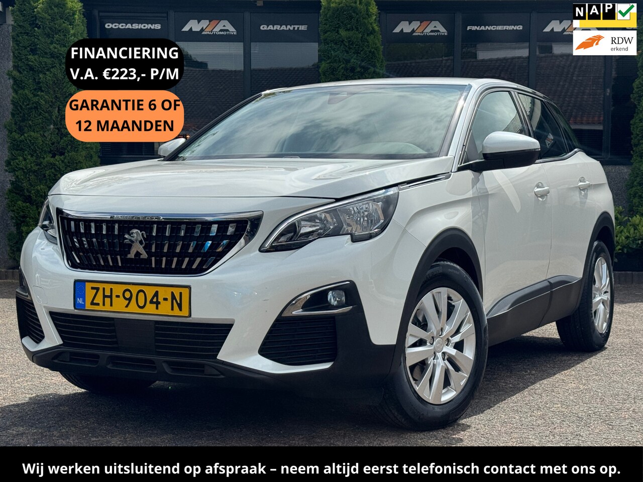 Peugeot 3008 - 1.2 PureTech Executive | Airco/ECC | 1E EIG - AutoWereld.nl