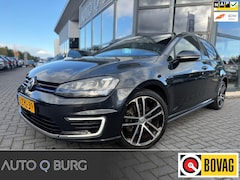 Volkswagen Golf - 1.4 TSI GTE | Plug in Hybride | Panorama | DSG | LED | Leder | Camera | PDC | Navi | Adapt