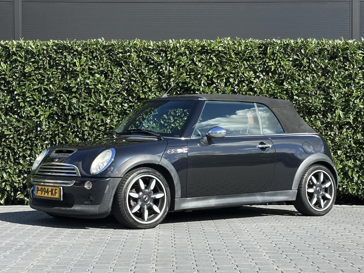 MINI Cabrio - 1.6 Cooper S 1.6 Cooper S, SIDEWALK, NAVI, CRUISE, LEDER, AIRCO, STOELVERWARMING, PDC, LICHTMETAAL 16" - AutoWereld.nl