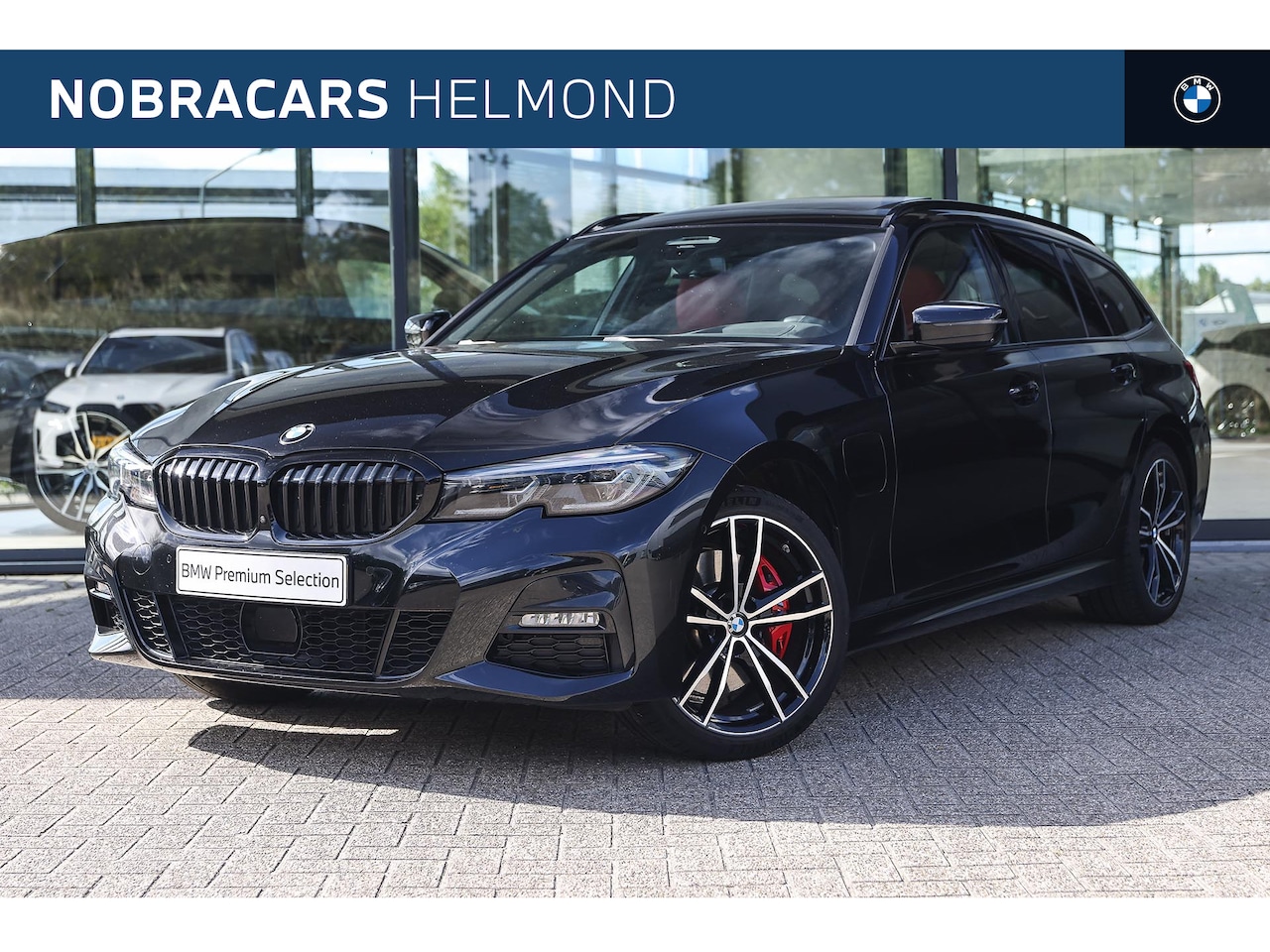 BMW 3-serie Touring - 330e xDrive High Executive Automaat / Panoramadak / Trekhaak / Sportstoelen / M Adaptief o - AutoWereld.nl