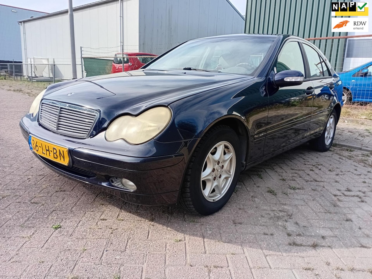 Mercedes-Benz C-klasse - 180i Kompressor Classic Automaat Cruise Climate NAP Trekhaak Goed Onderhouden - AutoWereld.nl