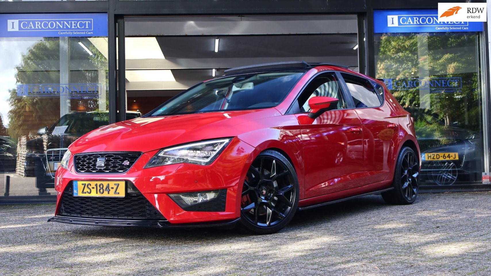 SEAT Leon - 2.0 TDI FR 220pk|Stage1|Pano|Leder|Vol! - AutoWereld.nl