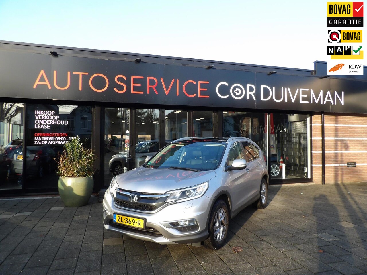 Honda CR-V - 2.0 4WD Executive/LEER /AUTOMAAT /PANORAMADAK//ONDERHOUDEN //12 MAANDEN BOVAG INCL - AutoWereld.nl
