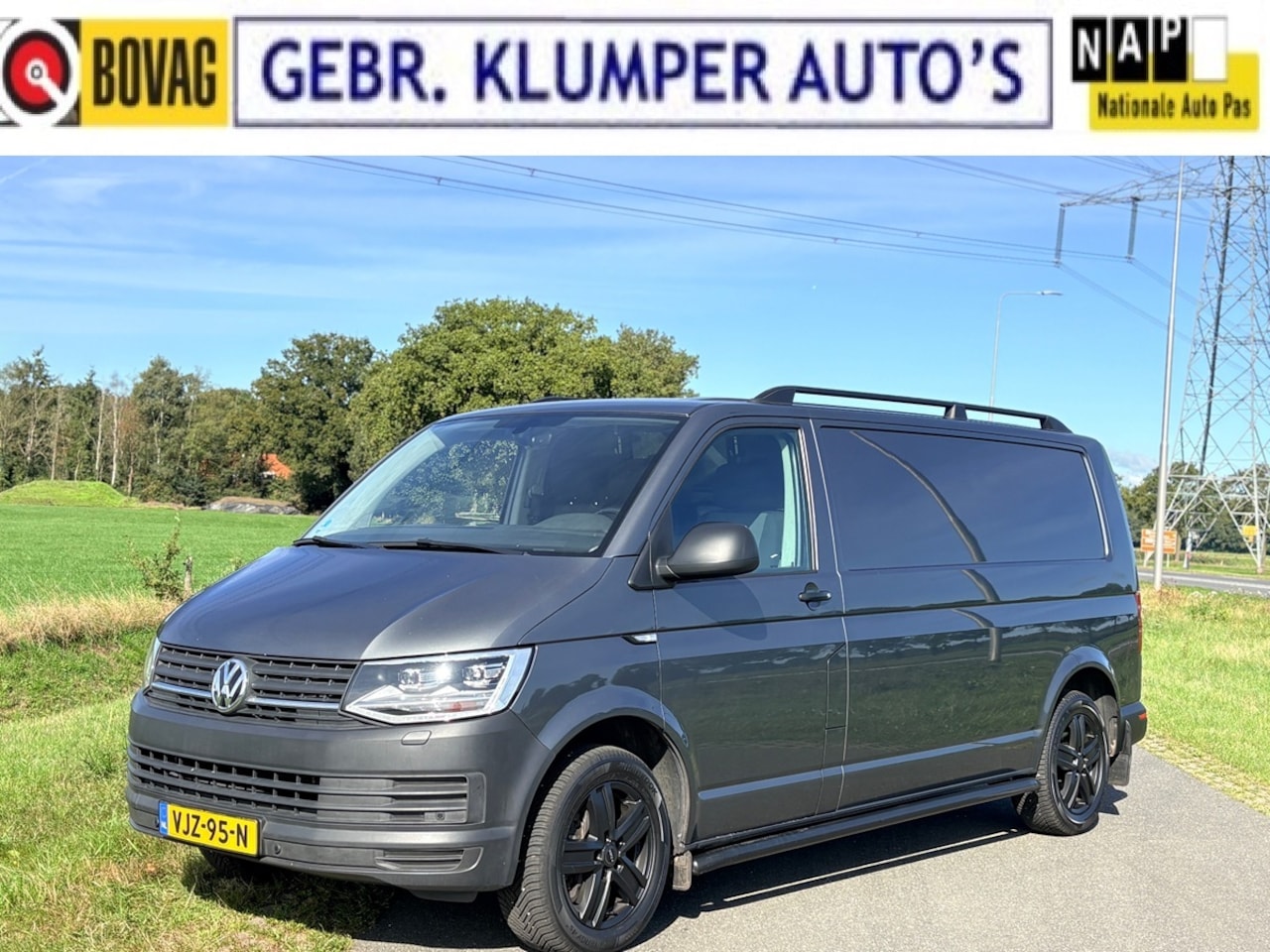 Volkswagen Transporter - 2.0 TDI L2H1 Highline 204pk Aut., Navi, LED, Cruise, Airco, Haak - AutoWereld.nl