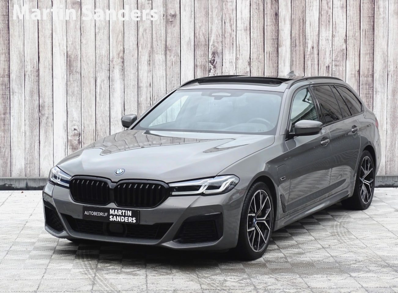 BMW 5-serie Touring - 5er - 530 e M Sport (EURO 6d)(OPF) - AutoWereld.nl