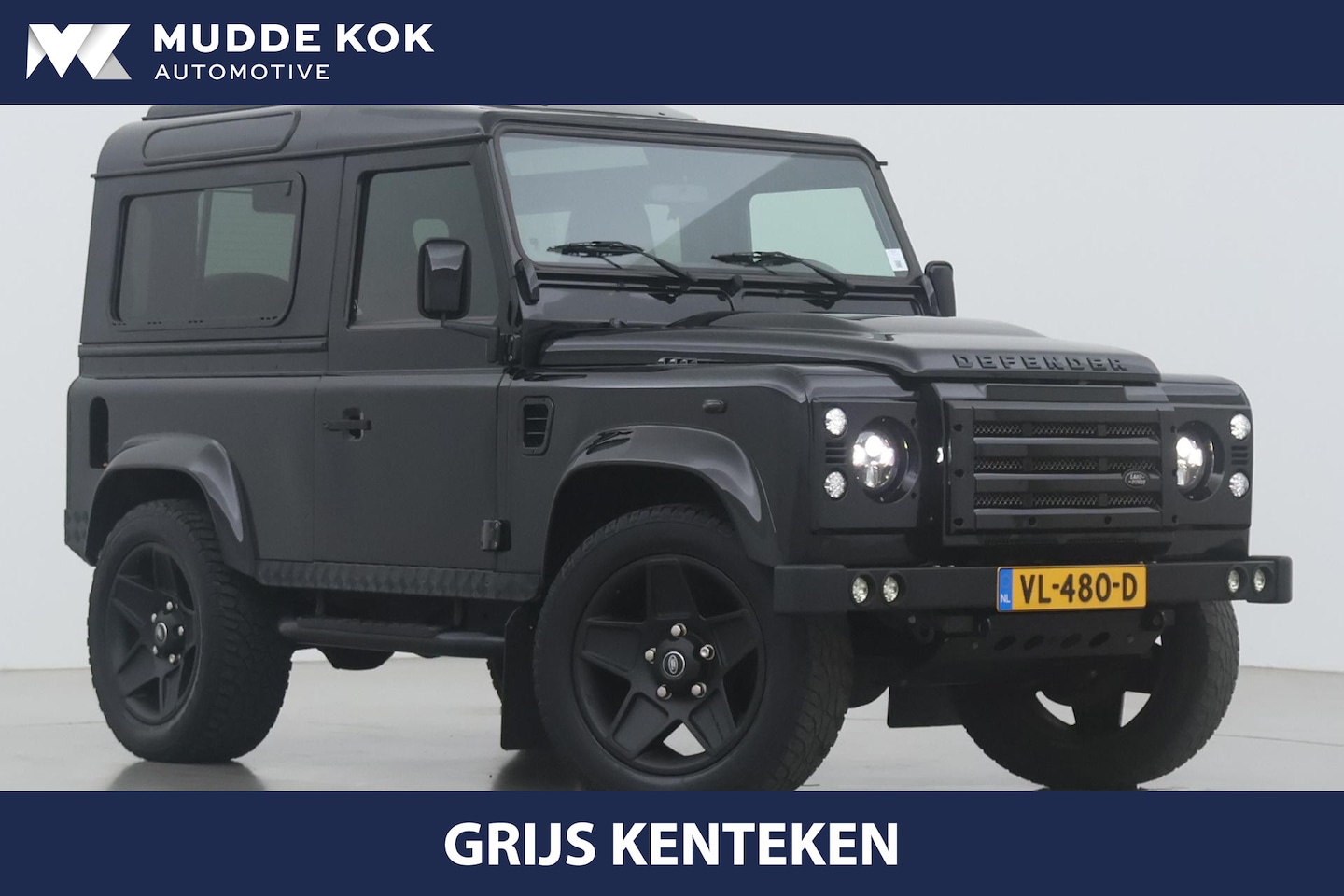 Land Rover Defender - 2.2 D SW 90" Eastnor | Commercial | Vol-Leder | Trekhaak | Stoelverwarming | Schuif/dak | - AutoWereld.nl