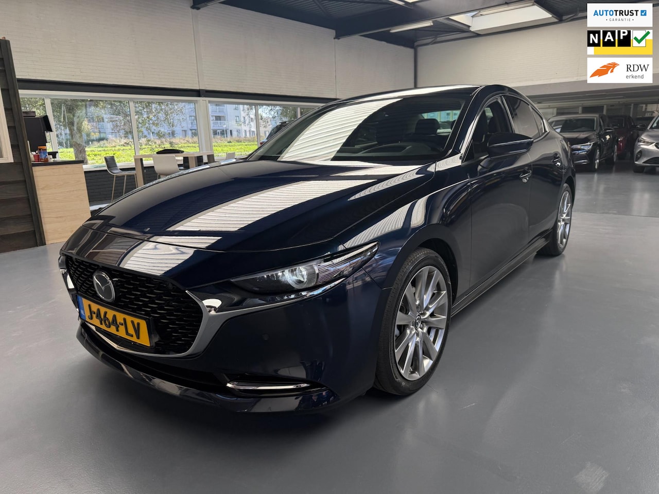 Mazda 3 - 2.0 e-SkyActiv-X M Hybrid 180 Luxury |Head-Up|NAP| - AutoWereld.nl