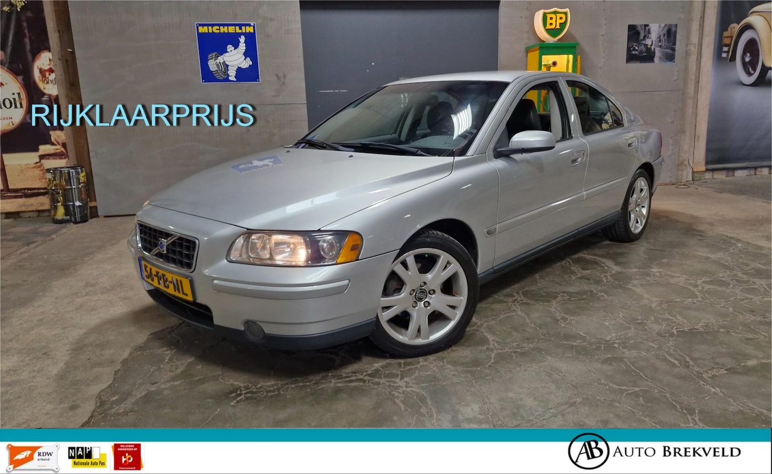 Volvo S60 - 2.4 Kinetic 140PK | Cruise | Clima | Half leer | LMV | NAP - AutoWereld.nl
