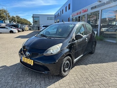 Toyota Aygo - 1.0-12V
