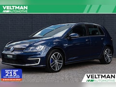 Volkswagen Golf - 1.4 TSI GTE LEDER CRUISE CARPLAY CAMERA
