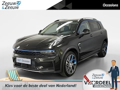 Lynk & Co 01 - 1.5 AIRCO 360GRADEN CAMERA SENSOREN RONDOM APPLE CARPLAY/ANDROID AUTO NAVI STOELVERWARMING