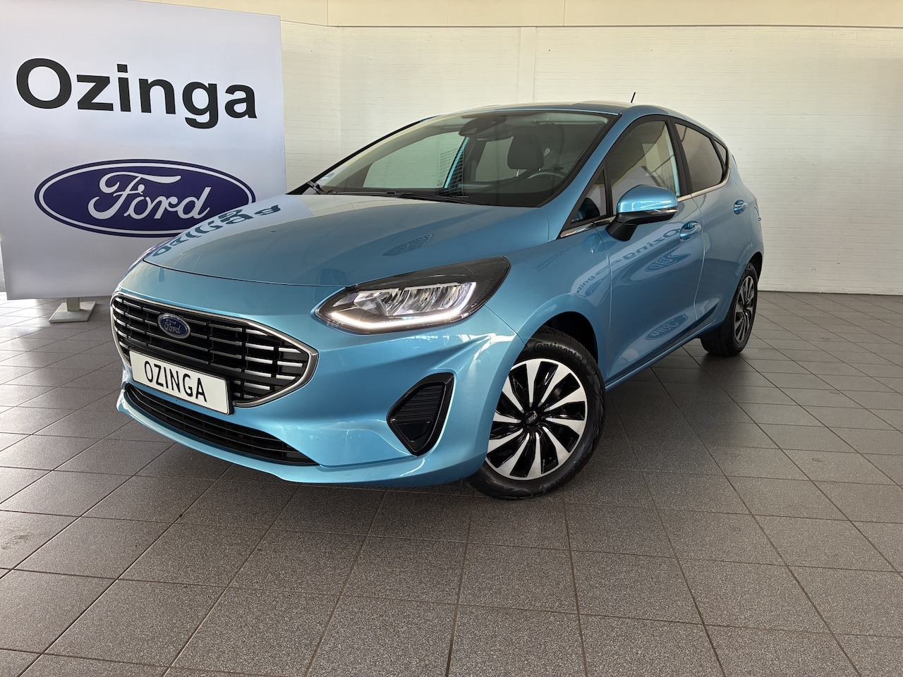 Ford Fiesta - 125pk Hybride Titanium MHEV winterpakket-apple carplay-privacyglass - AutoWereld.nl