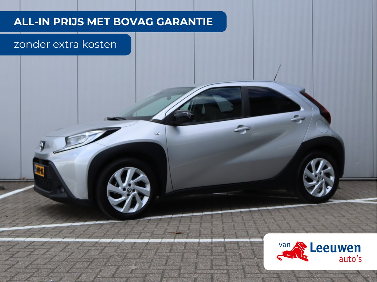 Toyota Aygo X - 1.0 VVT-i MT first | Camera | Adaptieve Cruise | Getint glas | NAP - AutoWereld.nl