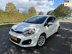 Kia Rio - 1.2 CVVT Design Edition NAP/AIRCO/APK