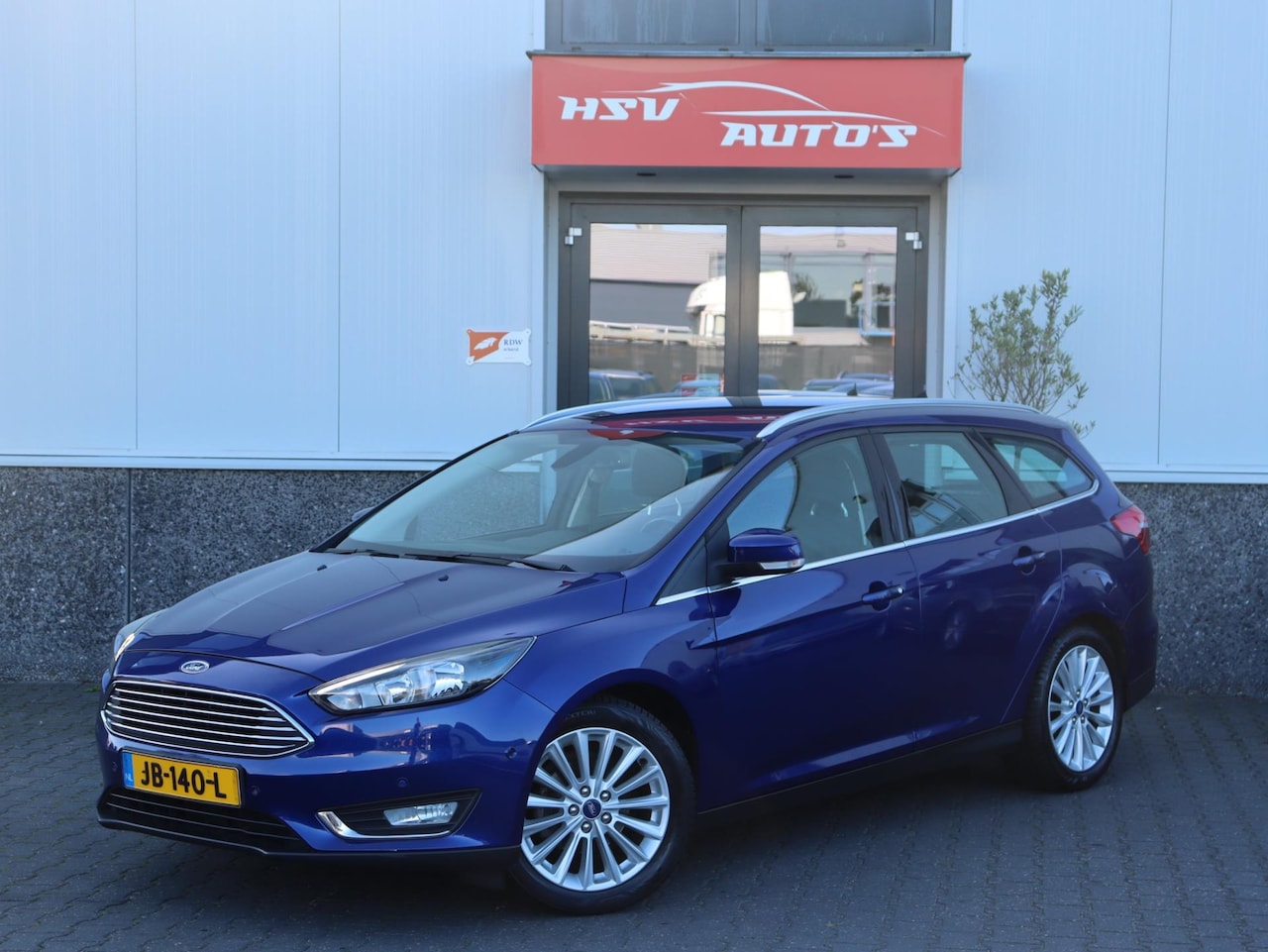 Ford Focus Wagon - 1.0 Titanium navi LM org NL - AutoWereld.nl