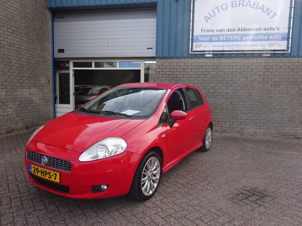 Fiat Grande Punto - 1.4-16V Racing 1.4-16V Racing - AutoWereld.nl