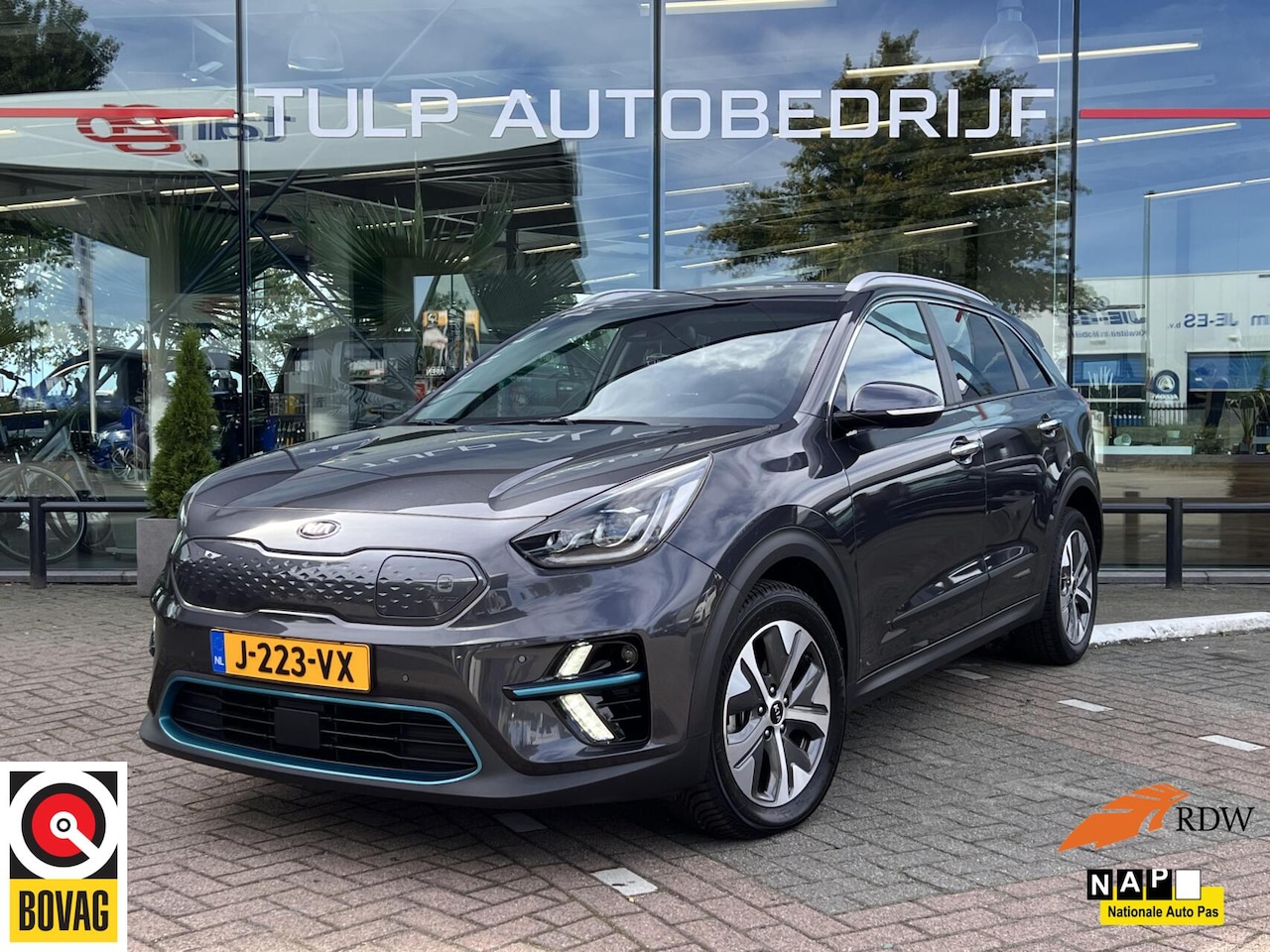 Kia e-Niro - ExecutiveLine 64 kWh Leder Clima Cruise 1e Eig NAP - AutoWereld.nl